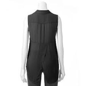Apt 9 Split Back Crepe Button Up Tank Size M